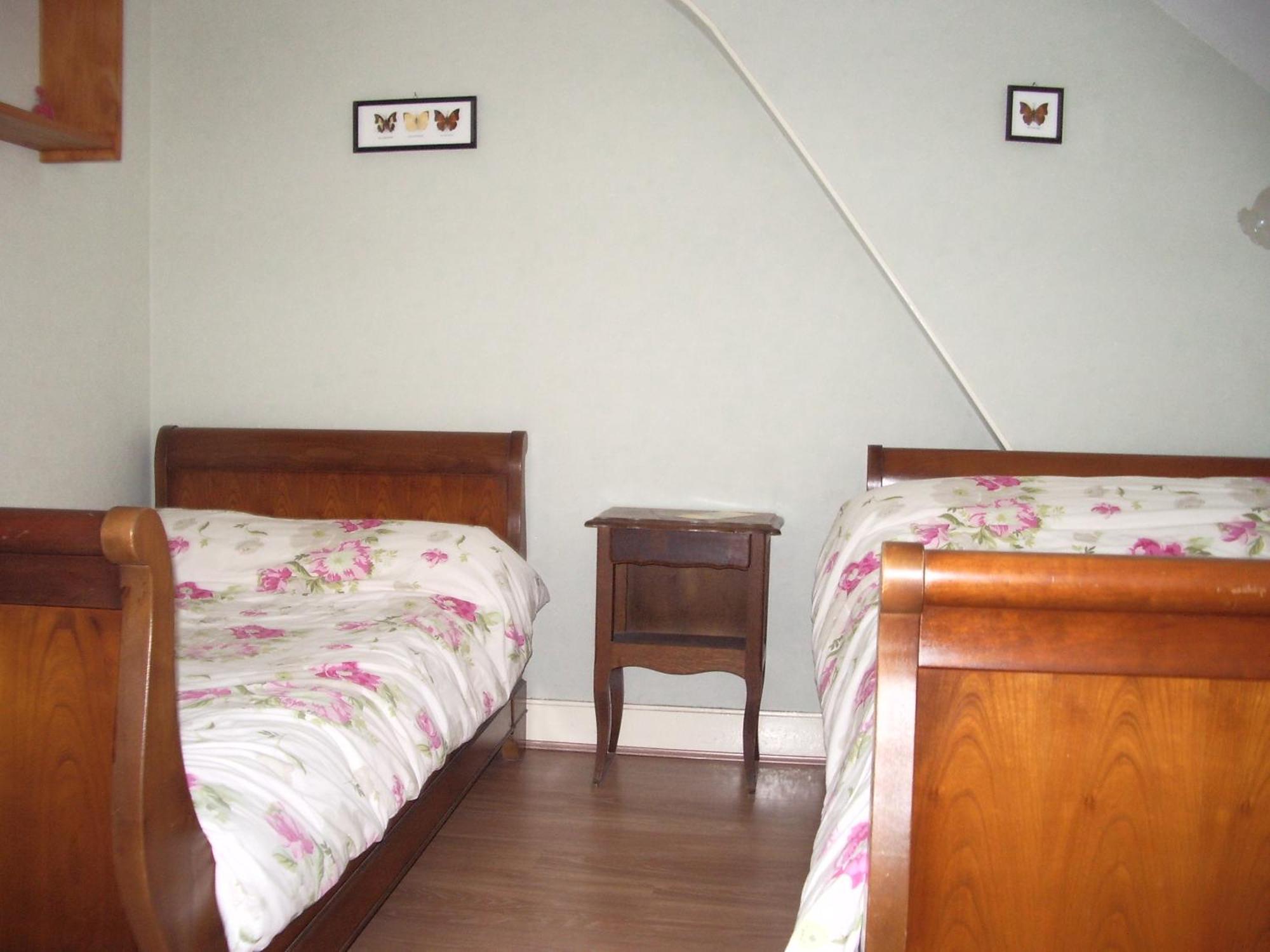 Bed and Breakfast Les Glycines Plaimpied-Givaudins Zewnętrze zdjęcie